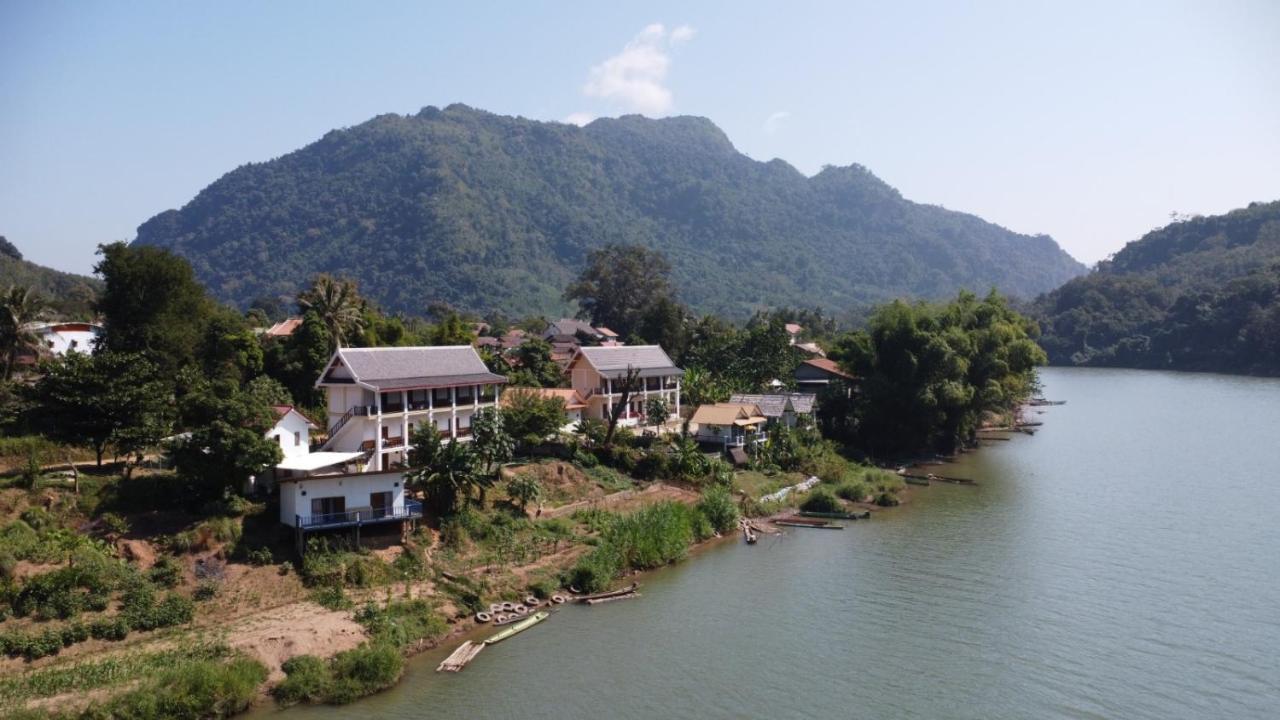 Sabaidee Nongkiaw River View Hotel Nongkhiaw Buitenkant foto