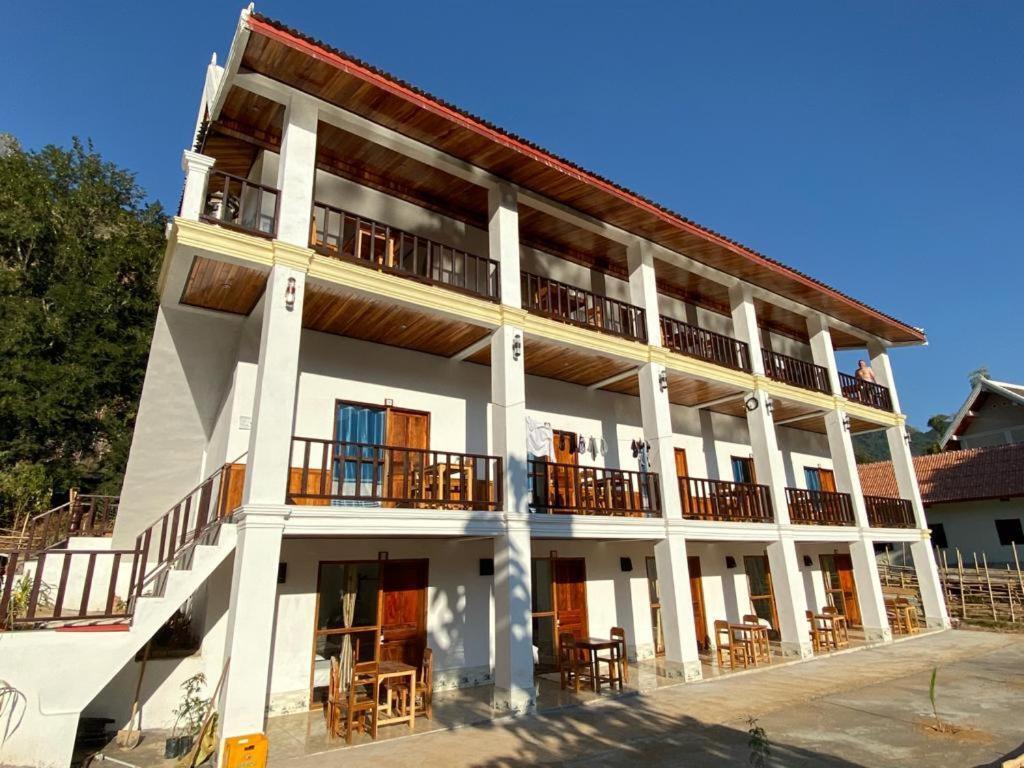 Sabaidee Nongkiaw River View Hotel Nongkhiaw Buitenkant foto